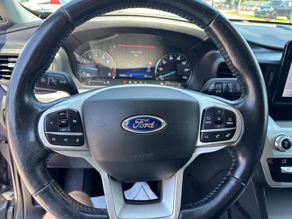 2021 Ford Explorer XLT 4WD - 23041553 - 5