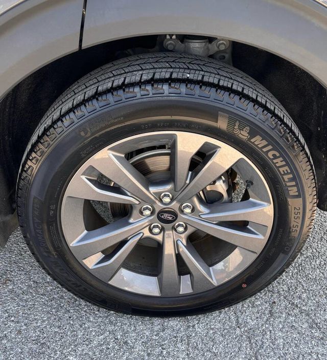 2021 Ford Explorer XLT 4WD - 21359592 - 26