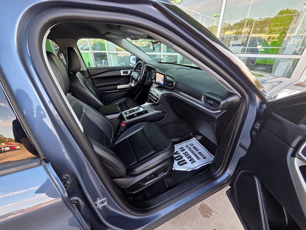 2021 Ford Explorer XLT photo 15