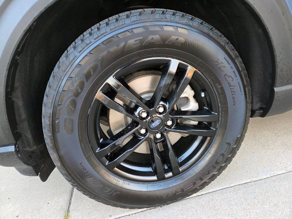 2021 Ford Explorer XLT photo 40