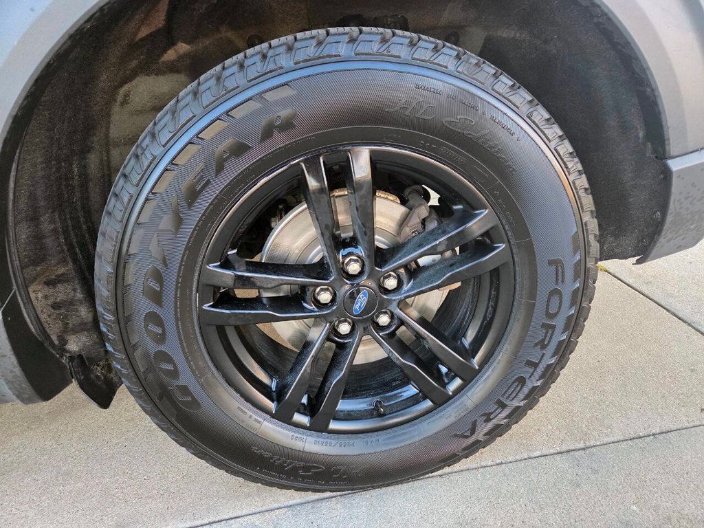 2021 Ford Explorer XLT photo 41