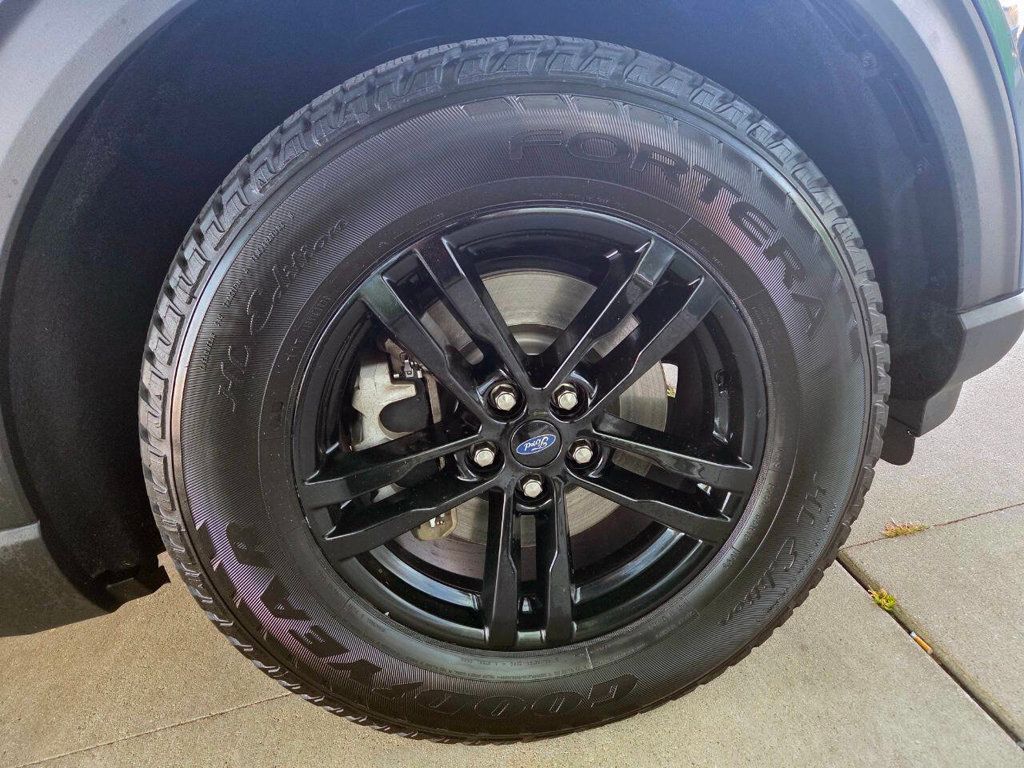 2021 Ford Explorer XLT photo 43