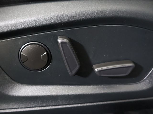 2021 Ford Explorer XLT 4WD - 22993161 - 33