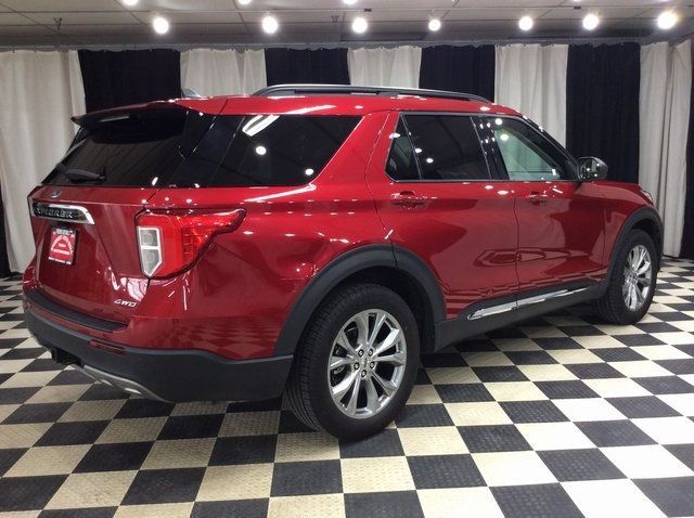 2021 Ford Explorer XLT photo 6