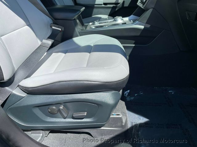 2021 Ford Explorer XLT 4WD - 23010732 - 21