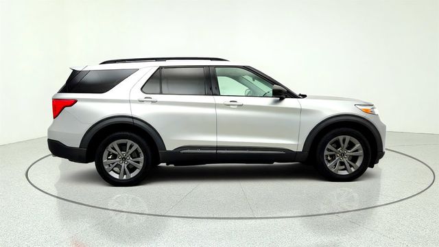 2021 Ford Explorer XLT 4WD w/ 202A Pkg, Co-Pilot360 Assist+ & Twin Panel Moonroof - 23033166 - 3