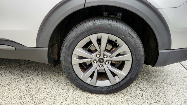 2021 Ford Explorer XLT 4WD w/ 202A Pkg, Co-Pilot360 Assist+ & Twin Panel Moonroof - 23033166 - 8