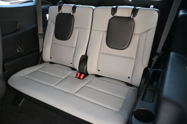 2021 Ford Explorer XLT No Accidents Reported to Carfax  - 22844060 - 14