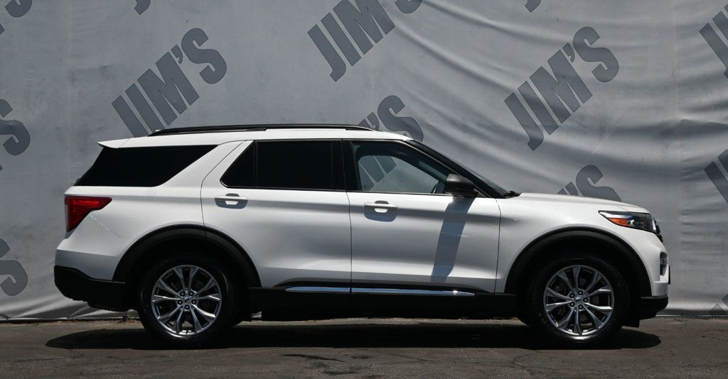 2021 Ford Explorer XLT photo 4