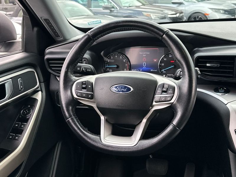 2021 Ford Explorer XLT RWD - 22977622 - 17