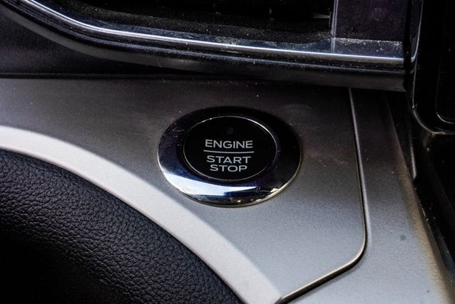 2021 Ford Explorer XLT RWD - 22916491 - 19