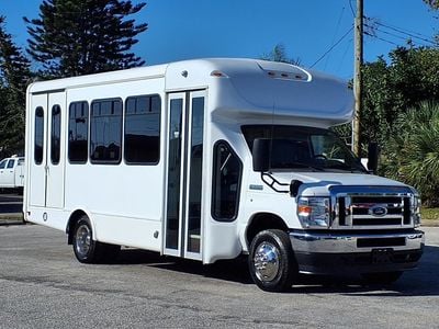 2021 Ford E-Series Cutaway - 1FDEE3FN6MDC10804