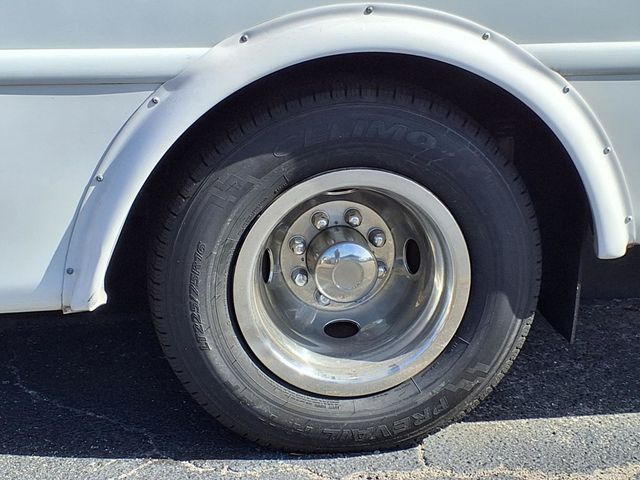 2021 Ford E-Series Cutaway 13 + 2 Passenger Shuttle Bus w/Wheelchair - 22991515 - 43