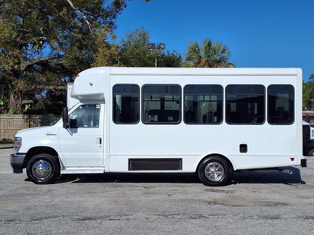 2021 Ford E-Series Cutaway 13 + 2 Passenger Shuttle Bus w/Wheelchair - 22991515 - 6