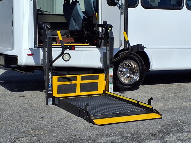 2021 Ford E-Series Cutaway 13 +2 Passenger Shuttle Bus w/Wheelchair - 22993087 - 13