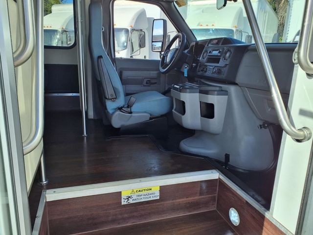 2021 Ford E-Series Cutaway 13 +2 Passenger Shuttle Bus w/Wheelchair - 22993087 - 14