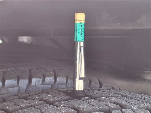 2021 Ford E-Series Cutaway 13 +2 Passenger Shuttle Bus w/Wheelchair - 22993087 - 42