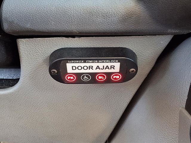 2021 Ford E-Series Cutaway 13 Passenger Shuttle Bus w/Wheelchair - 22932964 - 36