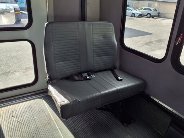 2021 Ford E-Series Cutaway 15 Passenger Shuttle Bus w/Wheelchair - 22903617 - 21