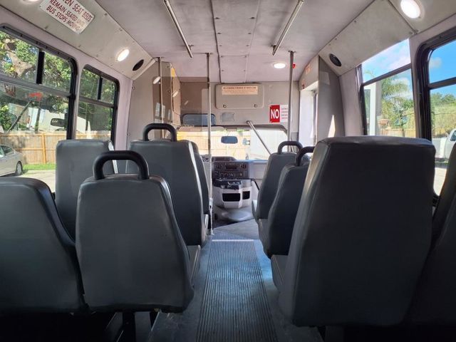 2021 Ford E-Series Cutaway 15 Passenger Shuttle Bus w/Wheelchair - 22903617 - 23