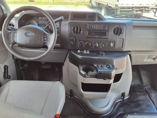 2021 Ford E-Series Cutaway 15 Passenger Shuttle Bus w/Wheelchair - 22903617 - 27