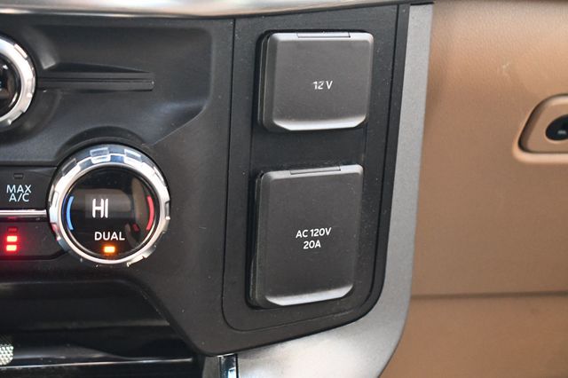 2021 Ford F-150 LARIAT 4WD SuperCrew 5.5' Box - 22954485 - 35