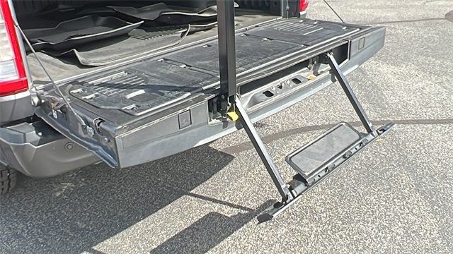 2021 Ford F-150 LARIAT 4WD SuperCrew 5.5' Box - 22921152 - 16