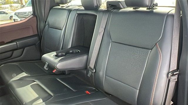 2021 Ford F-150 LARIAT 4WD SuperCrew 5.5' Box - 22921152 - 23