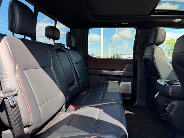 2021 Ford F-150 LARIAT 4WD SuperCrew 5.5' Box - 23072400 - 22