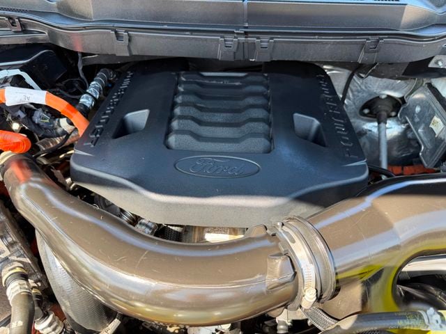 2021 Ford F-150 LARIAT 4WD SuperCrew 5.5' Box - 23072400 - 43