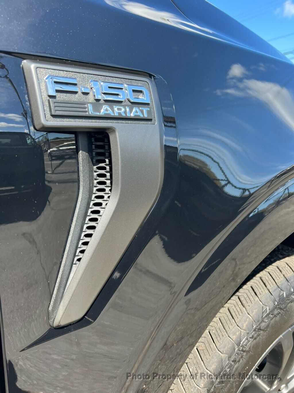 2021 Ford F-150 LARIAT 4WD SuperCrew 5.5' Box - 21921721 - 5