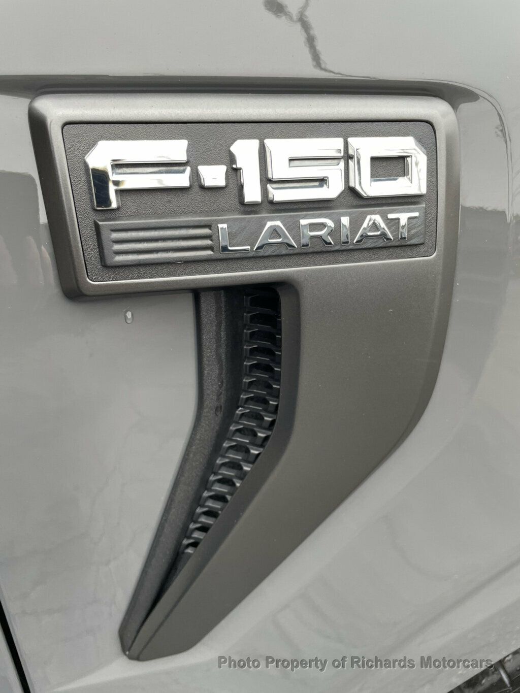 2021 Ford F-150 LARIAT 4WD SuperCrew 5.5' Box - 23094627 - 8