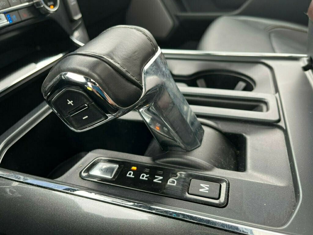2021 Ford F-150 LARIAT 4WD SuperCrew 5.5' Box - 22815908 - 42