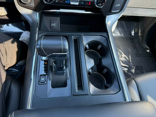 2021 Ford F-150 LARIAT 4WD SuperCrew 5.5' Box - 23004942 - 32