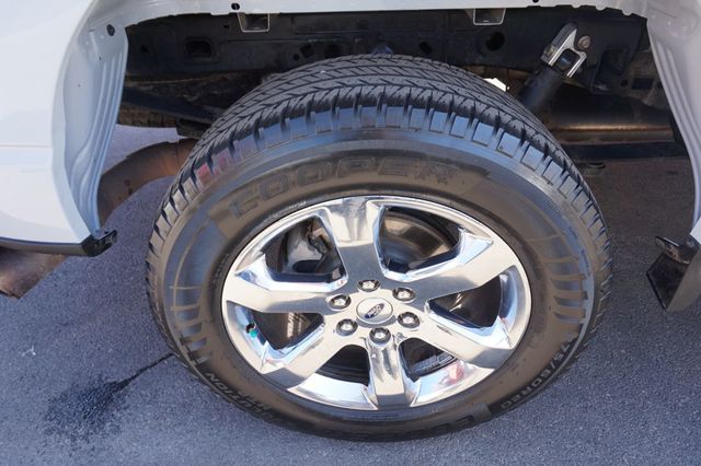 2021 Ford F-150 LARIAT, 4X4, PREMIUM WHEELS, RUNNING BOARDS, LEATHER SEATS - 22979392 - 13