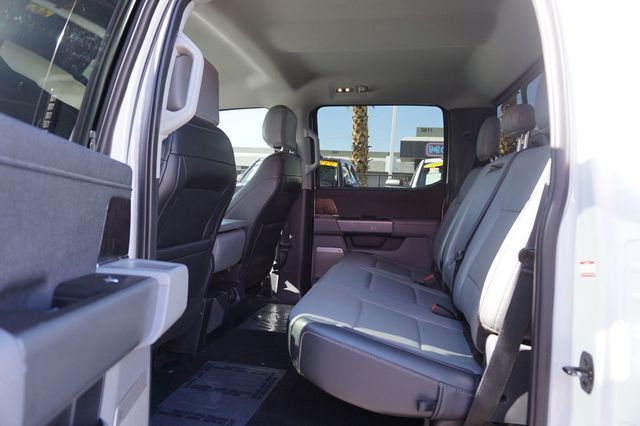 2021 Ford F-150 LARIAT, 4X4, PREMIUM WHEELS, RUNNING BOARDS, LEATHER SEATS - 22979392 - 18