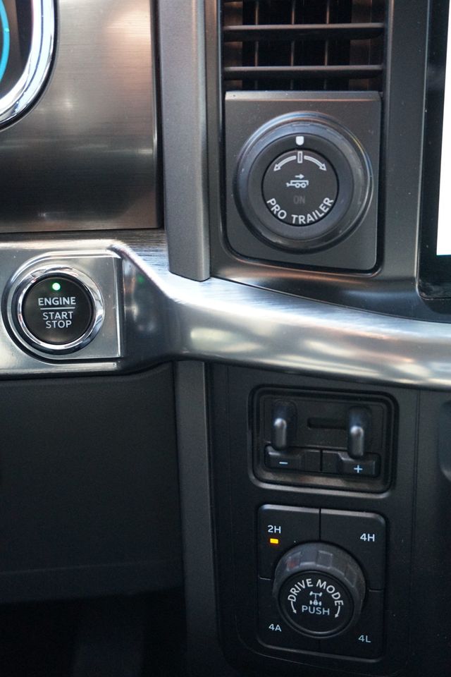 2021 Ford F-150 LARIAT, 4X4, PREMIUM WHEELS, RUNNING BOARDS, LEATHER SEATS - 22979392 - 29