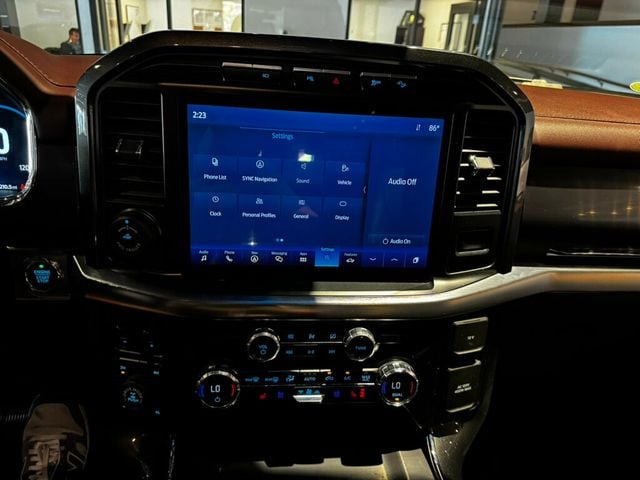 2021 Ford F-150 LocalTrade/Lariat/4WD/501AEquipmentGroup/Htd&CldSeats/PanoRoof - 23004603 - 14