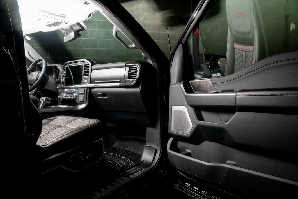 Ford F-150 photo 27