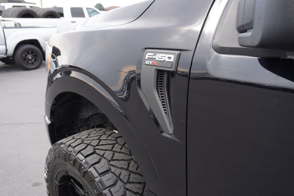 2021 Ford F-150 STX photo 15