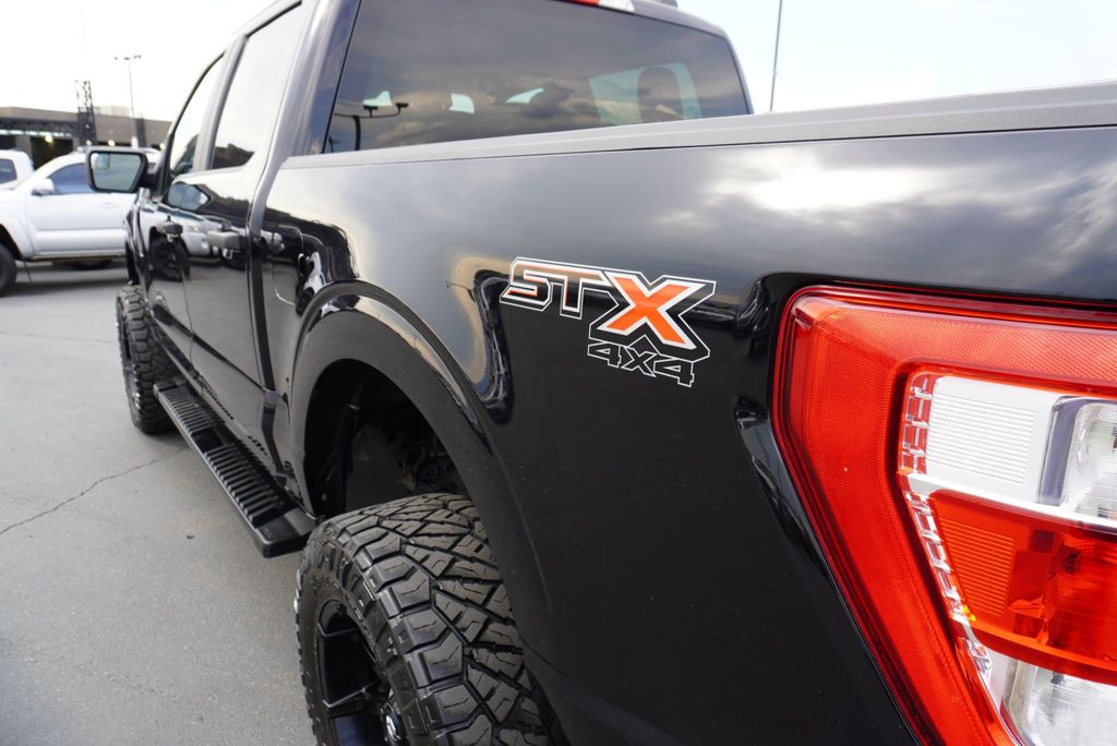 2021 Ford F-150 STX photo 16