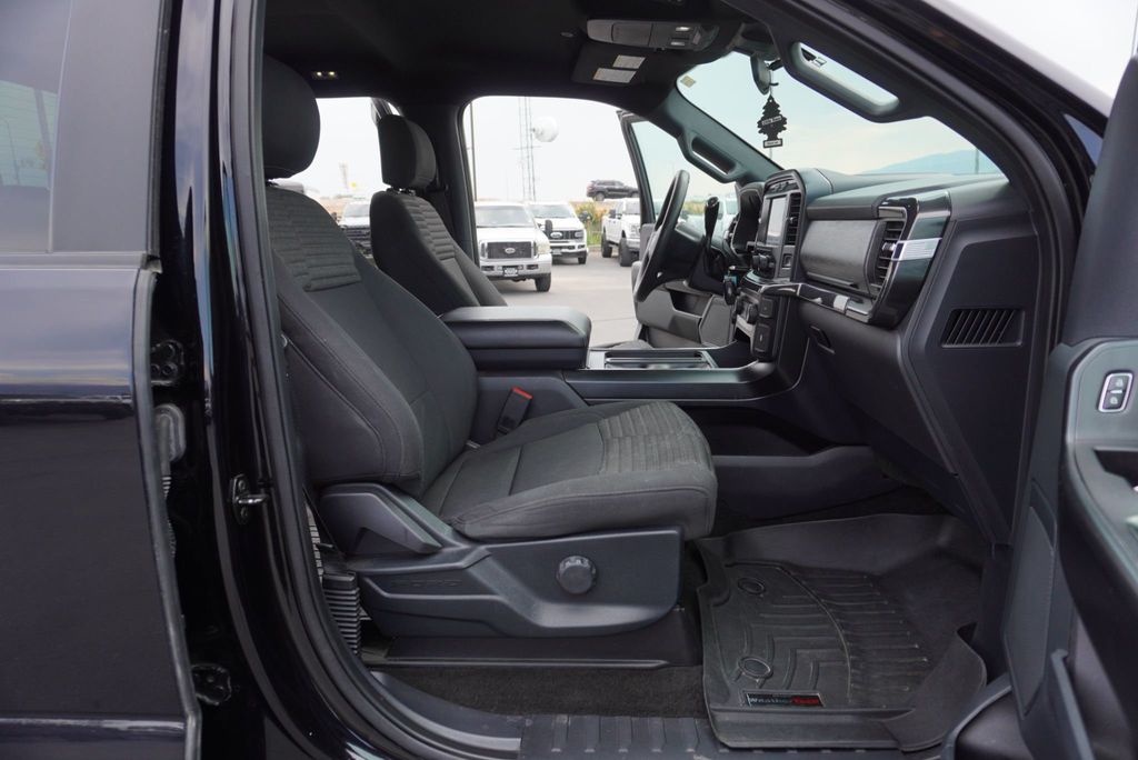 2021 Ford F-150 STX photo 21