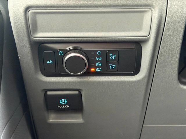 2021 Ford F-150 XL 4x2 2dr Regular Cab 8 ft. LB - 23008668 - 21