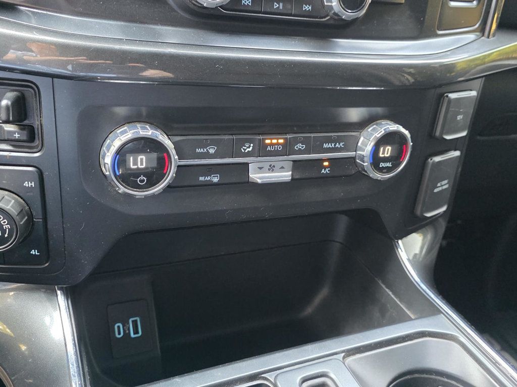 2021 Ford F-150 XLT photo 19