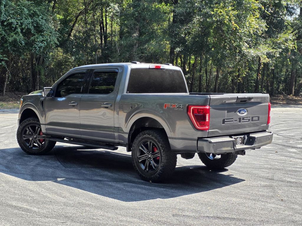 2021 Ford F-150 XLT photo 4