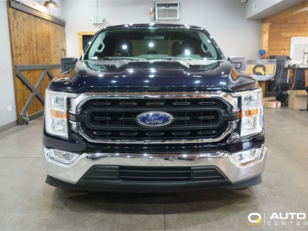 2021 Ford F-150 XLT photo 2