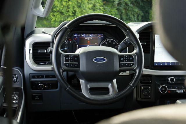 2021 Ford F-150 XLT 4WD SuperCrew 5.5' Box - 22555550 - 32