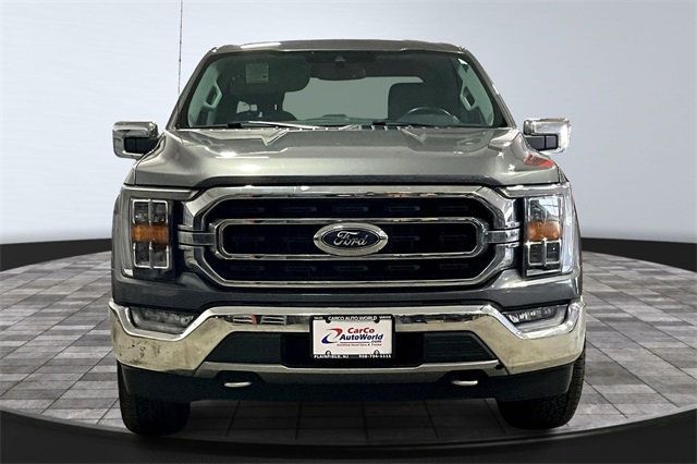 2021 Ford F-150 XLT photo 2