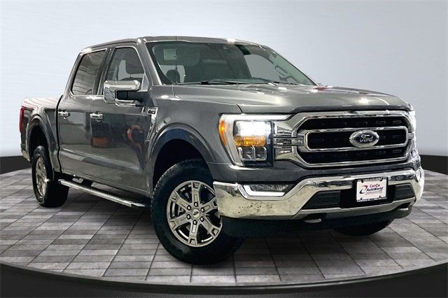 2021 Ford F-150 XLT photo 3
