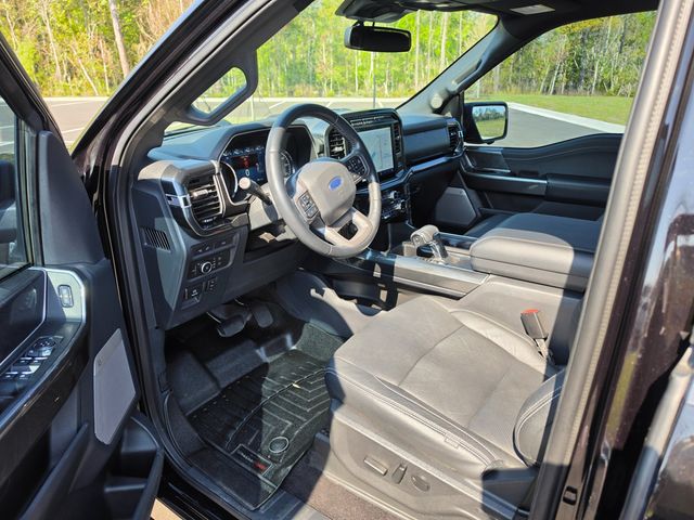 2021 Ford F-150 XLT 4WD SuperCrew 5.5' Box - 23001811 - 3